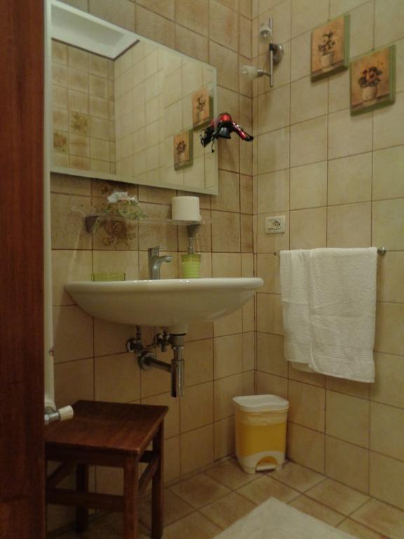 Affittacamere La Camelia Lucca Ngoại thất bức ảnh