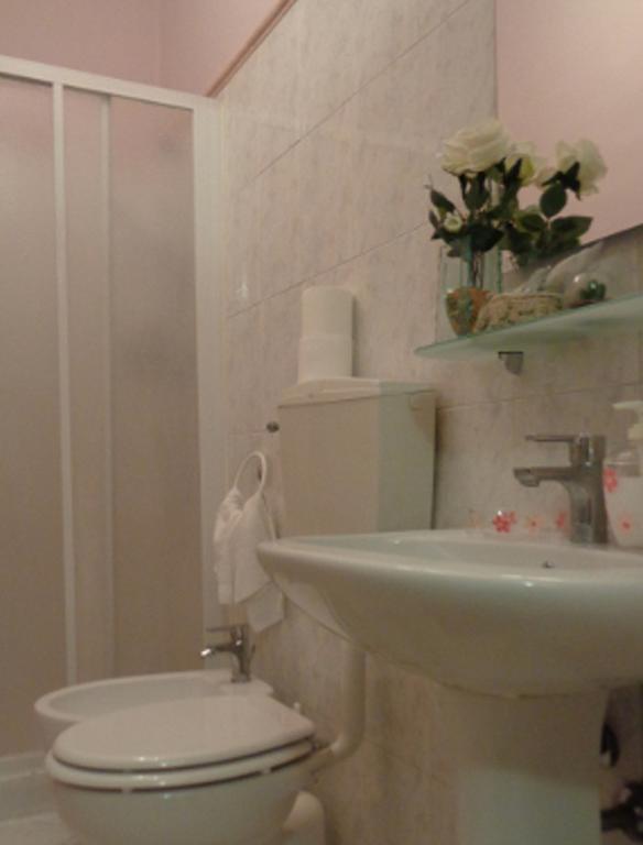 Affittacamere La Camelia Lucca Ngoại thất bức ảnh